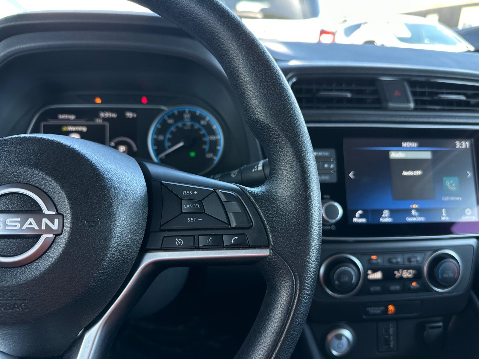Used 2025 Nissan Leaf S FWD image 19
