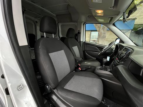 Used 2019 RAM ProMaster City Tradesman FWD image 13