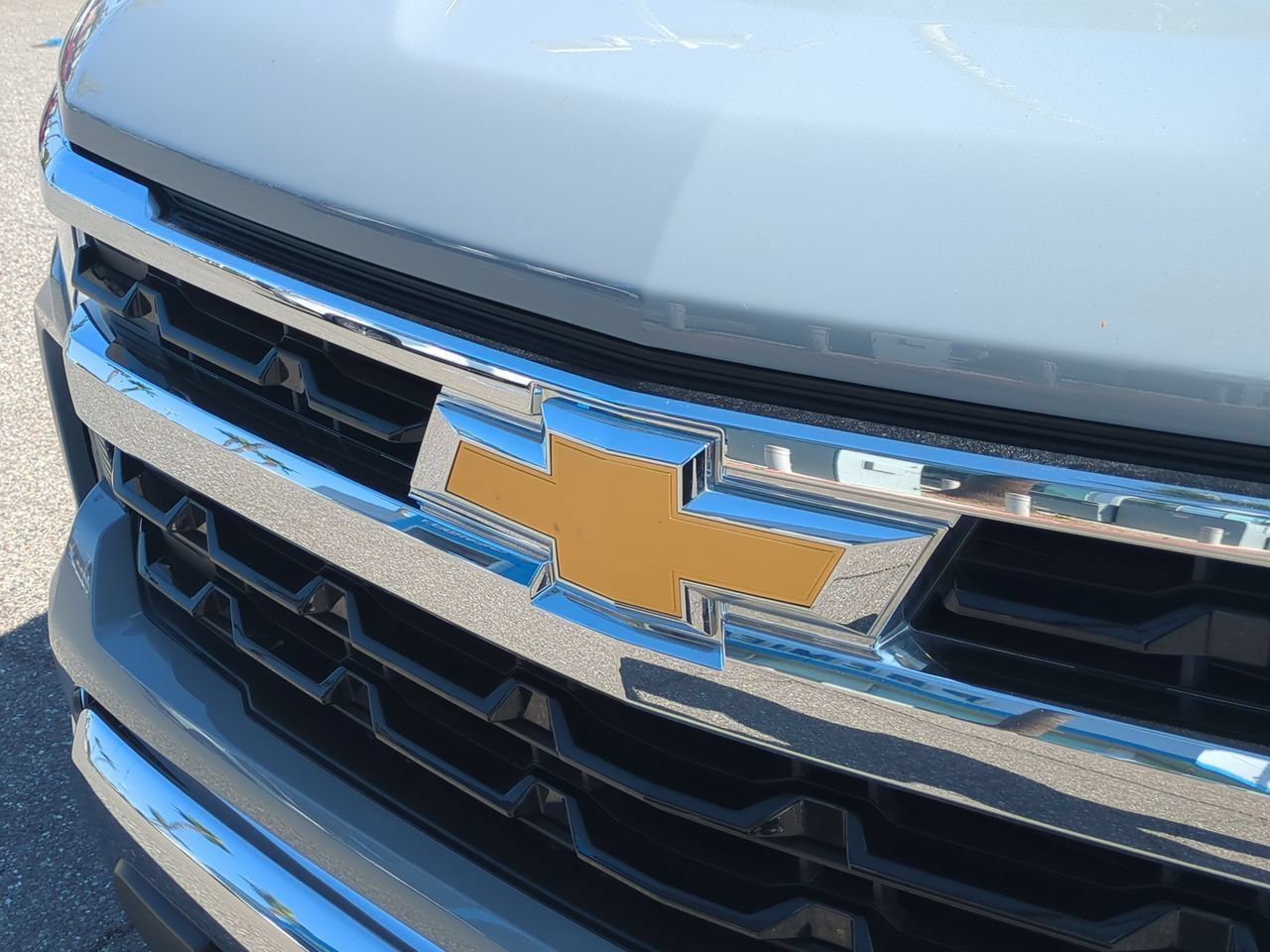 Used 2024 Chevrolet Silverado 1500 LT AWD/4WD image 30