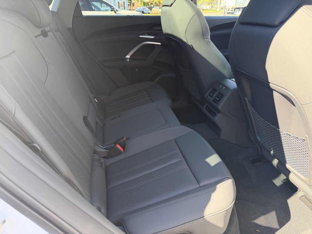 Used 2025 Audi Q5 Prestige AWD/4WD image 26