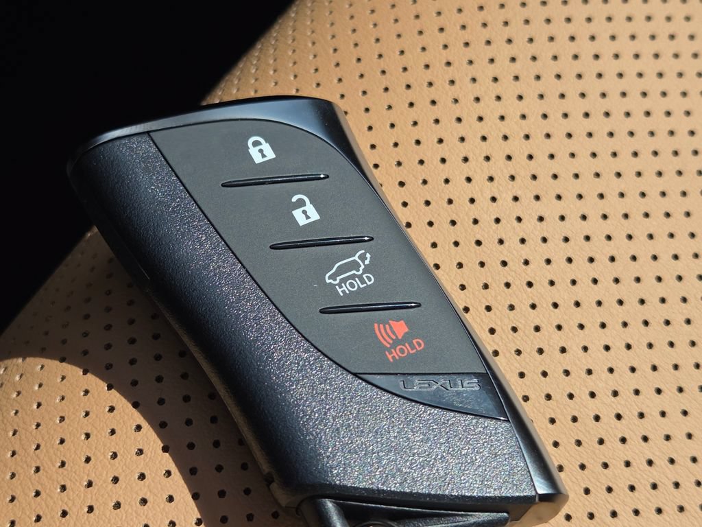 Certified 2026 Lexus NX 350 AWD w/ Accessory Package (2T) image 39