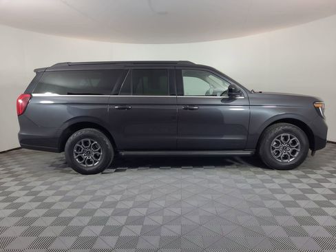 Used 2025 Ford Expedition Max Active image 2