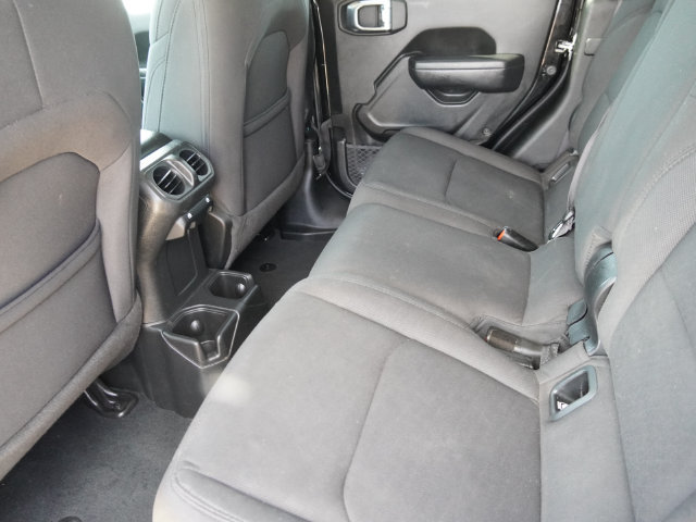 Used 2023 Jeep Gladiator Sport AWD/4WD image 13