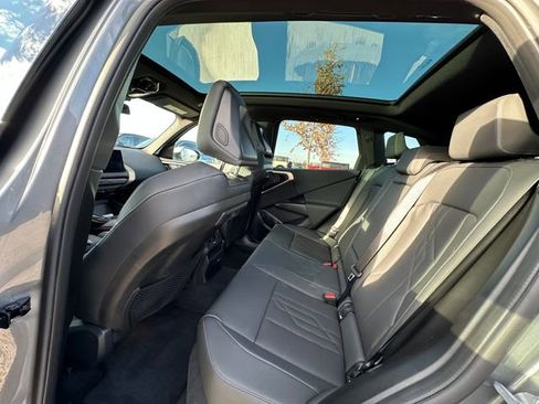 Used 2025 BMW X3 xDrive30i image 15