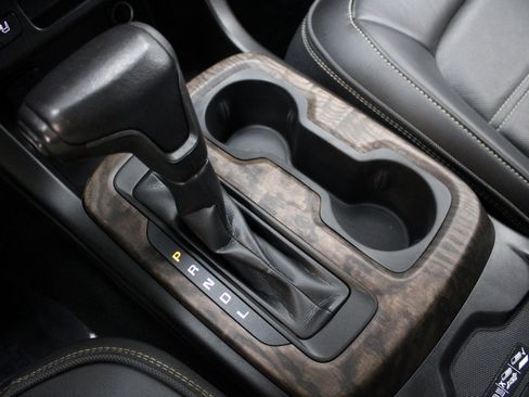 Used 2021 GMC Canyon Denali image 39