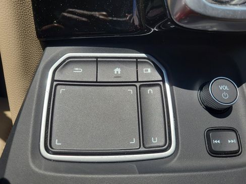 Used 2023 Acura MDX FWD image 35