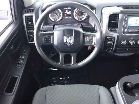 Used 2018 RAM 1500 Express w/ Express Value Package AWD/4WD image 31