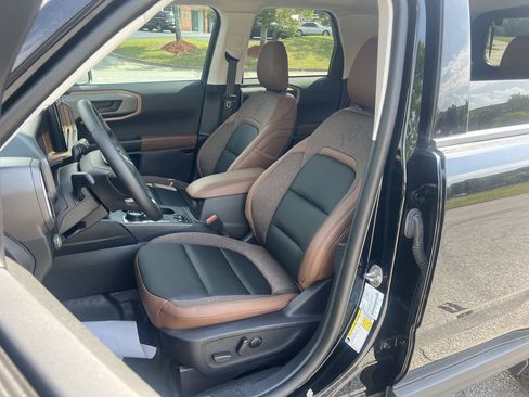 New 2025 Ford Bronco Sport Outer Banks w/ Sasquatch Outer Banks Package AWD/4WD image 19