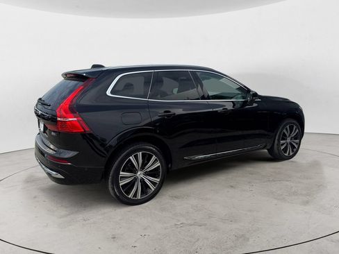 Certified 2023 Volvo XC60 B5 Plus w/ Climate Package AWD/4WD image 7