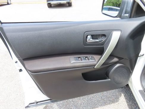 Used 2013 Nissan Rogue S w/ Special Edition Pkg AWD/4WD image 13