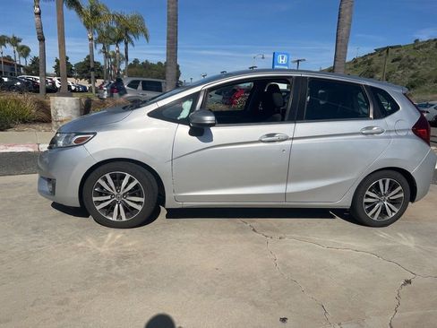 Used 2015 Honda Fit image 2