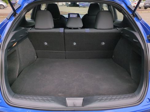 Used 2021 Toyota C-HR XLE FWD image 13