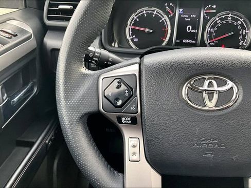 Used 2020 Toyota 4Runner SR5 image 11