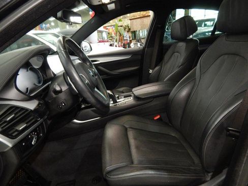 Used 2019 BMW X6 xDrive35i w/ M Sport Package image 14