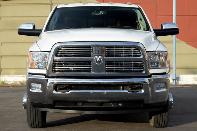 Used 2012 RAM 3500 Laramie Longhorn w/ Max Tow Pkg AWD/4WD image 4