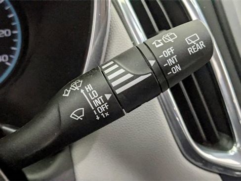 Certified 2019 Chevrolet Equinox LS w/ LS Convenience Package image 50