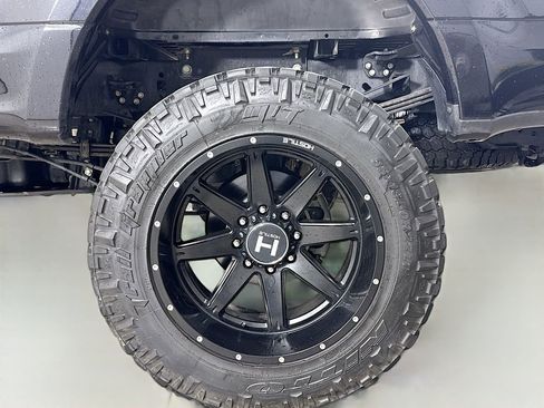 Used 2022 Ford F250 Lariat w/ Lariat Ultimate Package AWD/4WD image 31