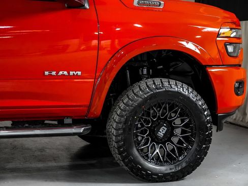 Used 2026 RAM 2500 Big Horn AWD/4WD image 8
