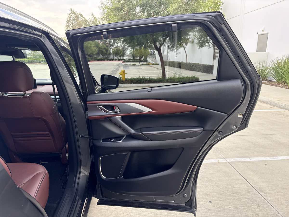 Used 2018 MAZDA CX-9 Signature AWD/4WD image 17