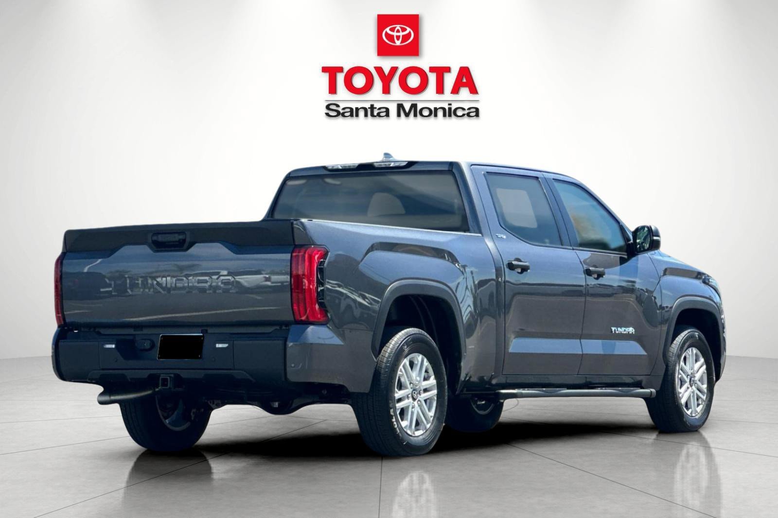 New 2026 Toyota Tundra SR5 w/ SR5 Convenience Package RWD image 3