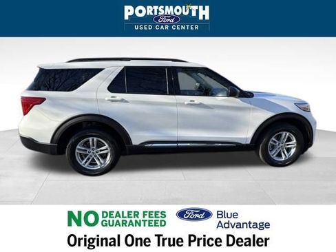 Used 2022 Ford Explorer XLT w/ Equipment Group 202A image 6