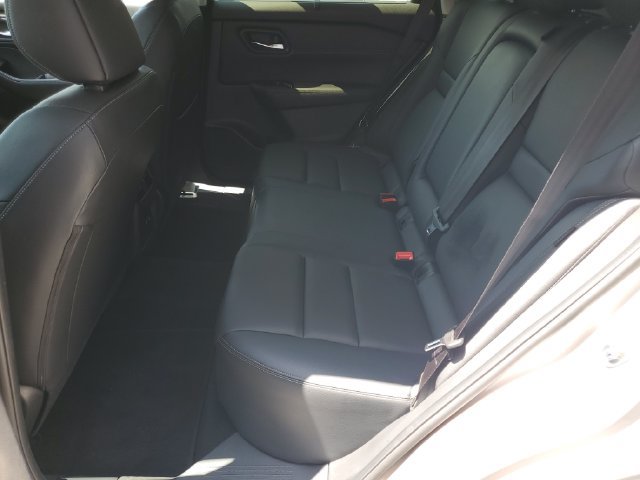 Certified 2025 Nissan Rogue SL w/ SL Premium Package FWD image 32