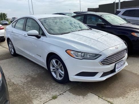 Used 2018 Ford Fusion S FWD image 9