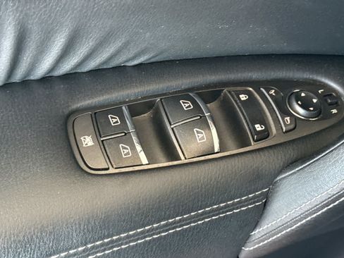 Used 2019 Nissan Armada SL w/ Premium Package AWD/4WD image 11