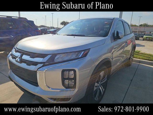 Used 2025 Mitsubishi Outlander Sport ES AWD/4WD image 2