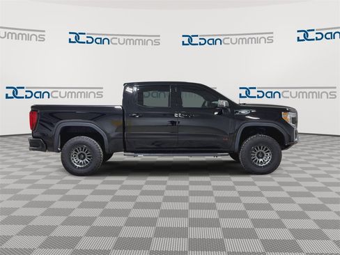 Used 2020 GMC Sierra 1500 AT4 w/ AT4 Premium Package image 9
