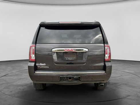 Used 2016 GMC Yukon Denali w/ Open Road Package AWD/4WD image 8