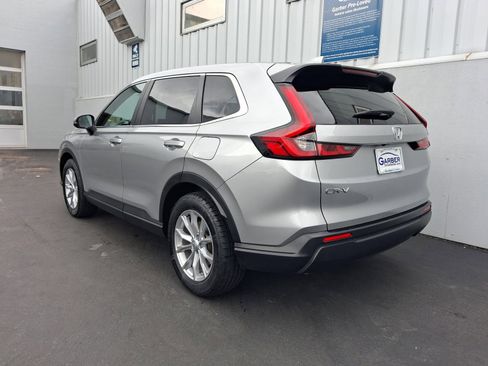 Used 2024 Honda CR-V EX image 2