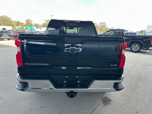 Used 2023 Chevrolet Silverado 1500 LTZ w/ LTZ Premium Package AWD/4WD image 7