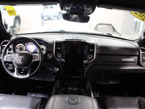 Used 2023 RAM 1500 Laramie AWD/4WD image 2