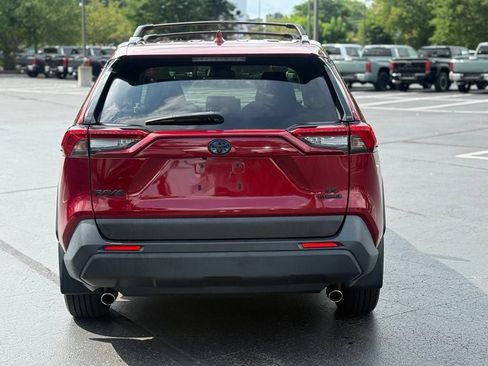 Used 2022 Toyota RAV4 LE AWD/4WD image 7