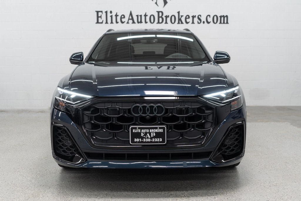 Used 2026 Audi Q8 Prestige w/ Prestige Package AWD/4WD image 3