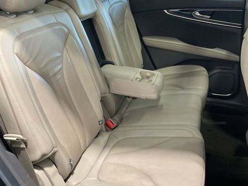 Used 2023 Lincoln Nautilus Reserve w/ Monochromatic Package image 42