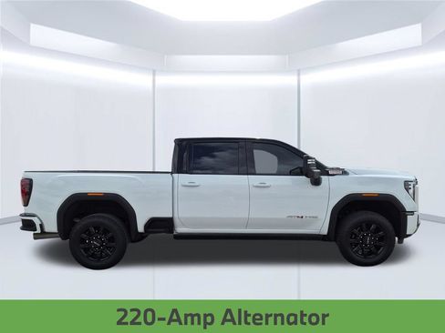 Used 2026 GMC Sierra 2500 AT4 w/ AT4 Premium Plus Package AWD/4WD image 8