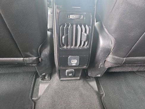 Used 2025 Jeep Compass Limited AWD/4WD image 31