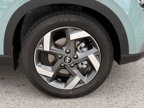New 2026 Hyundai Venue SEL FWD image 37