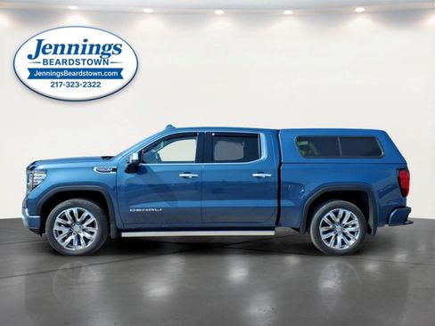 Used 2025 GMC Sierra 1500 Denali AWD/4WD image 2