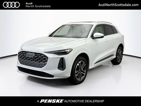 Used 2025 Audi Q5 2.0T Premium Plus w/ Premium Plus image 1