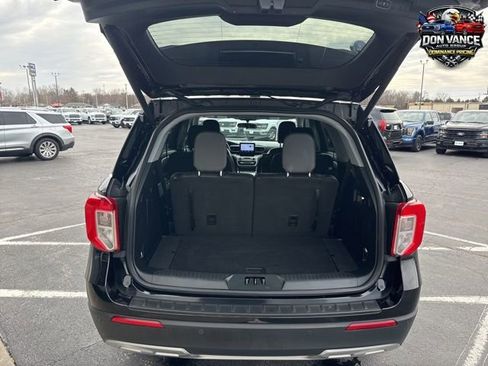Used 2023 Ford Explorer XLT w/ Equipment Group 202A AWD/4WD image 35