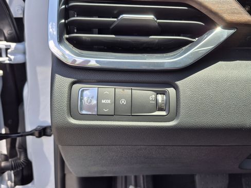 New 2026 GMC Acadia Denali Ultimate FWD image 30