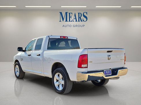 Used 2024 RAM 1500 Classic SLT image 3