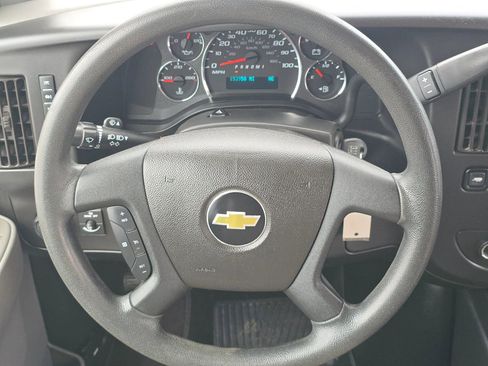 Used 2021 Chevrolet Express 3500 LT w/ LT Preferred Equipment Group image 16