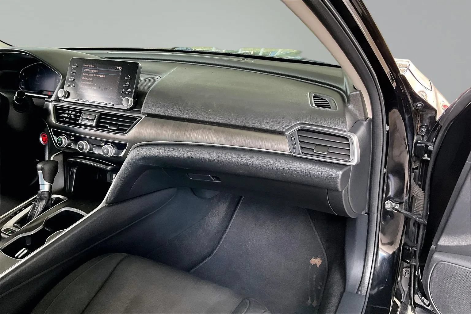 Used 2018 Honda Accord LX image 23