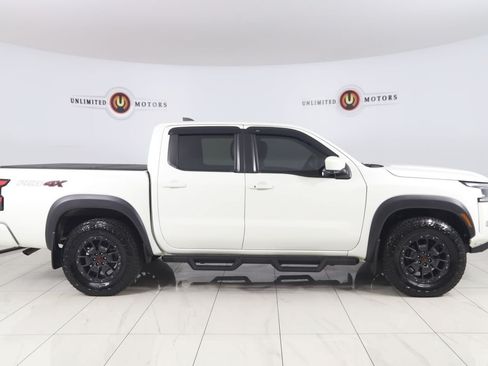 Used 2022 Nissan Frontier PRO-4X w/ Pro-4X Premium Package AWD/4WD image 2