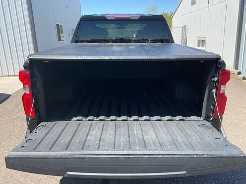Used 2019 Chevrolet Silverado 1500 RST AWD/4WD image 27