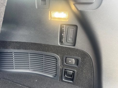 New 2026 Lincoln Aviator AWD image 37